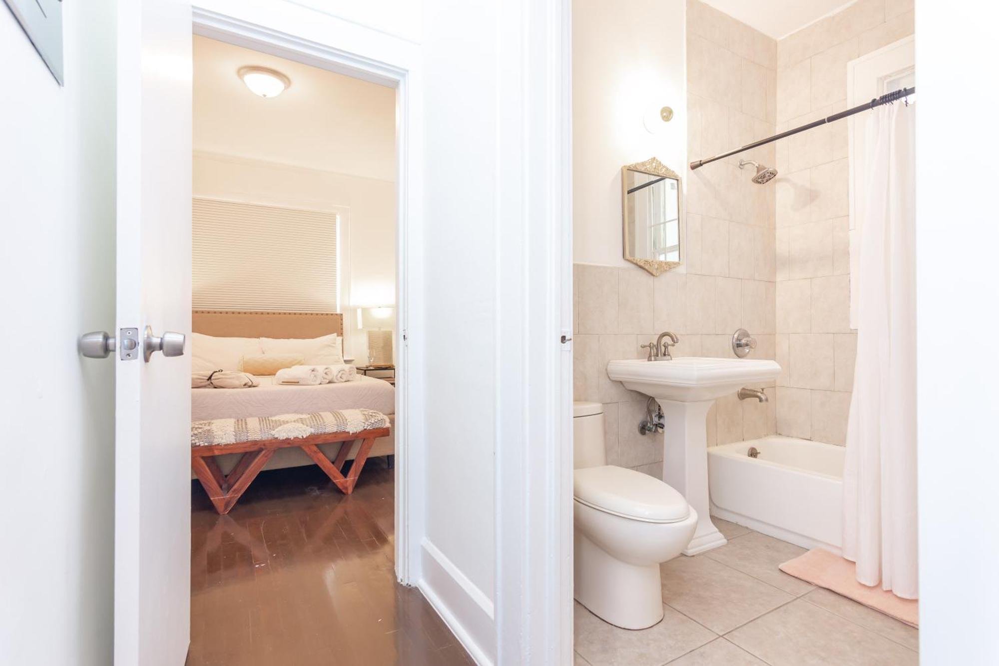 Two Bedroom Apartment Downtown - Heart Of Wynwood - Private Parking 마이애미 외부 사진